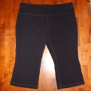Athletic Works DriWorks Athletic Capri Pants